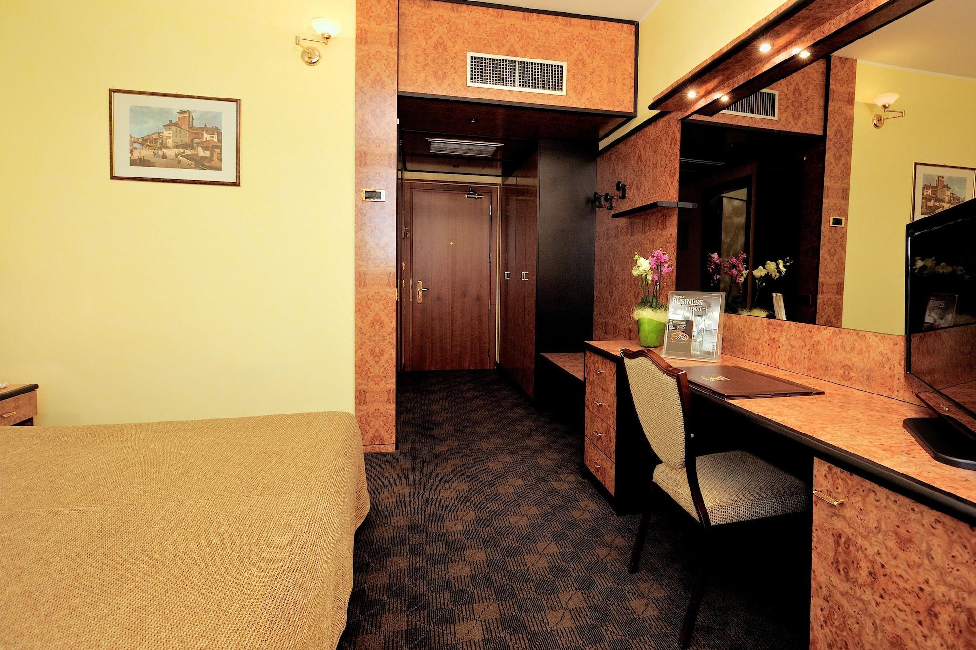 Hotel Le Moran Cusago Luaran gambar
